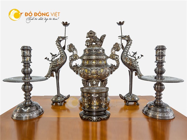 Ý nghĩa tâm linh của bộ đỉnh ngũ sự khảm ngũ sắc