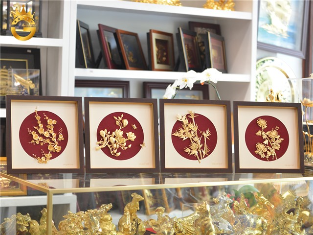 Bộ tranh tứ quý vàng lá tùng cúc trúc mai đẹp tinh xảo từng chi tiết