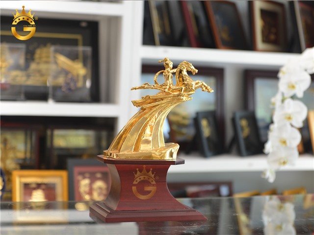 Ý nghĩa tượng đồng Thánh Gióng, tượng đồng phong thủy đẹp