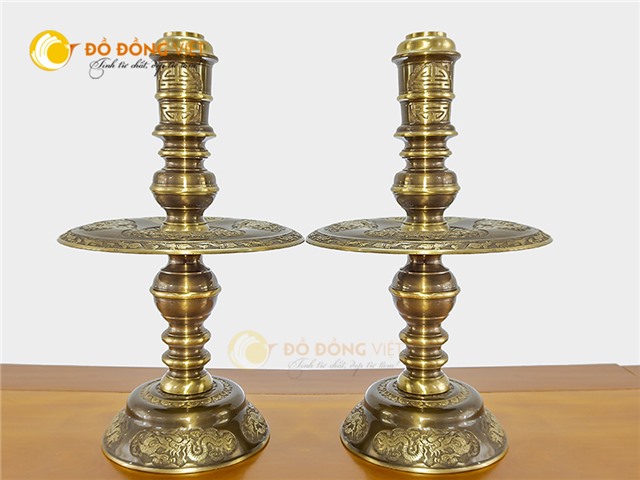 Đôi nến thờ bằng đồng giá rẻ, giá bán đôi chân nến đồng