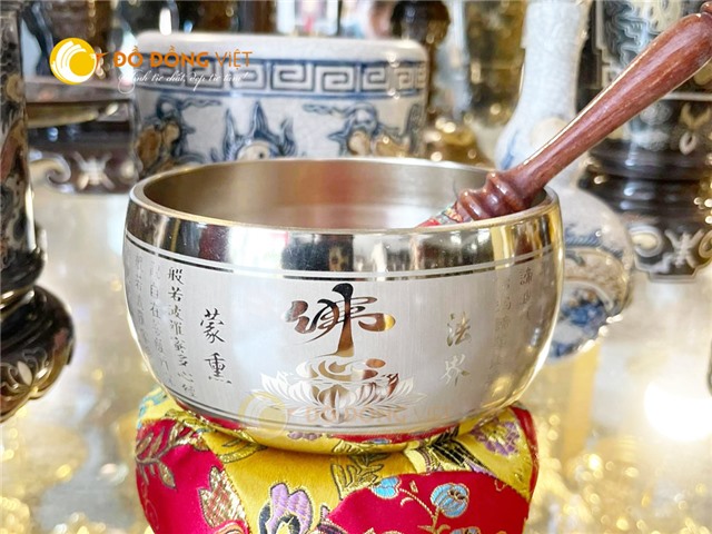 Ý nghĩa của chuông gia trì 