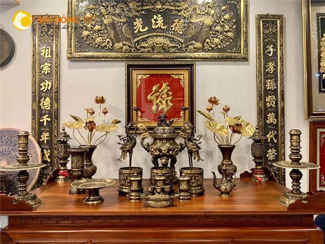 Những vật phẩm không nên đặt trên bàn thờ gia tiên 