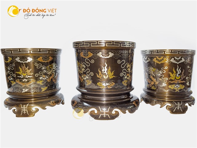 Tại sao nên chọn bát hương bằng đồng trên ban thờ tổ tiên?