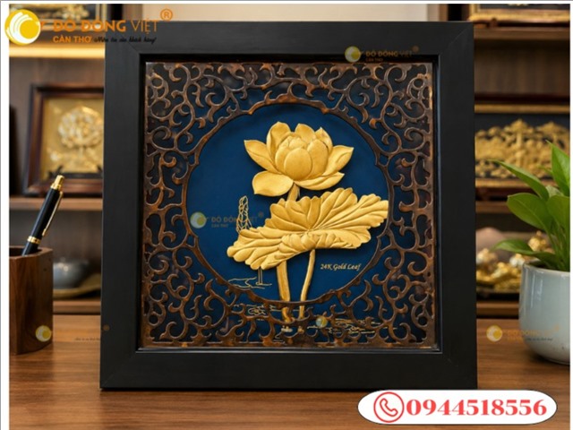 Tranh Hoa Sen Vàng 24K – Quà Tặng Phong Thủy Sang Trọng, Tinh Tế
